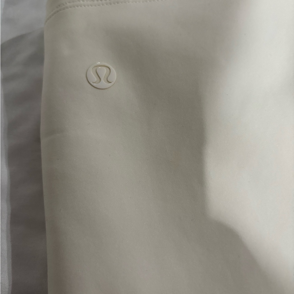 Lululemon Athletica White Pleated Back Blouse - Picture 12 of 12